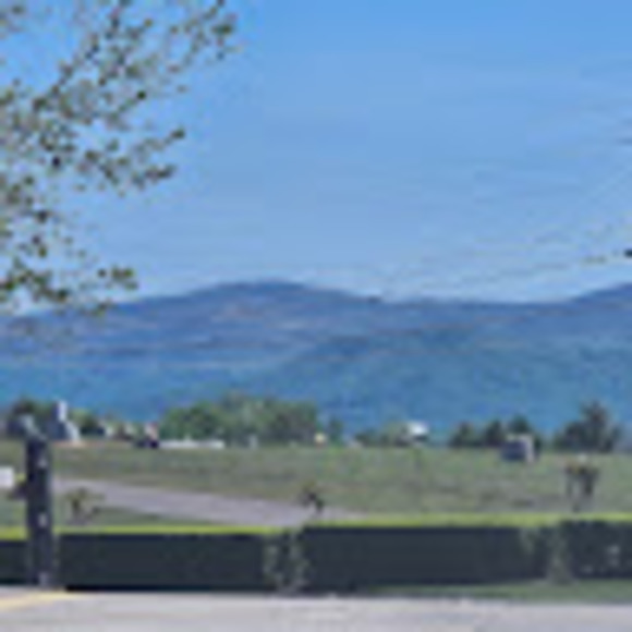 Meet your Posher, Christine - Picture 1 of 1